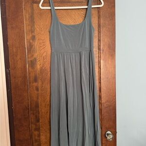 Aritzia Market dress in dusty blue/grey Size M